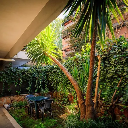 St. Peter Garden 펜션 로마